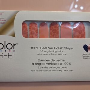 Color Street Heartthrob Retiref Nail Strips